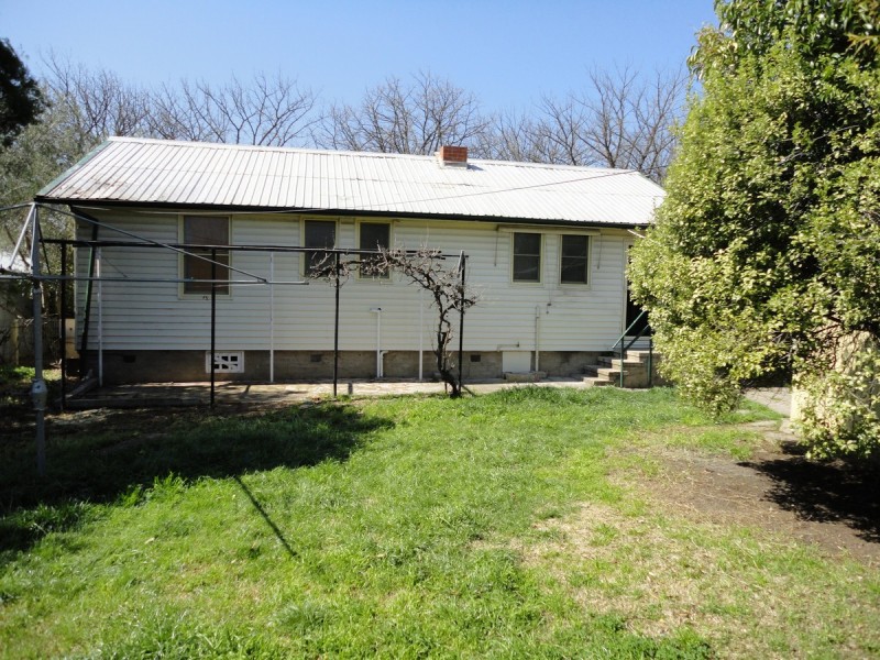 26 Bundeela Street, Narrabundah ACT 2604