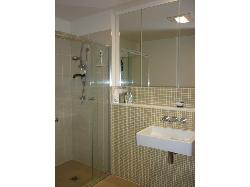 161/54 Eyre Street, Kingston ACT 2604