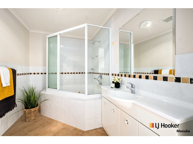 11/34 Leahy Close, Narrabundah ACT 2604