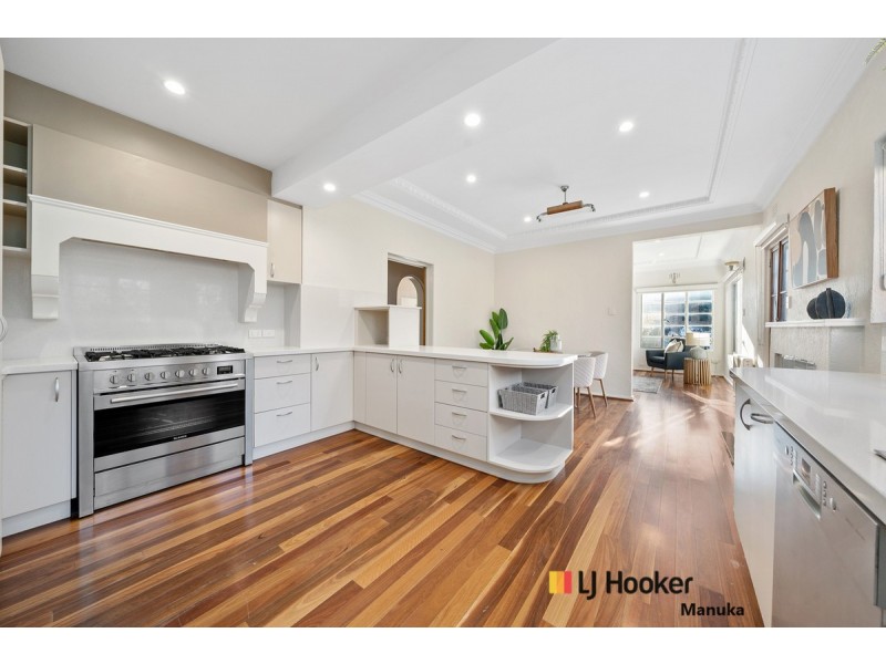 9 Evans Crescent, Griffith ACT 2603