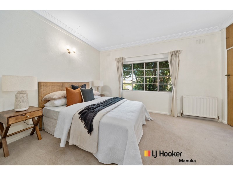 9 Evans Crescent, Griffith ACT 2603