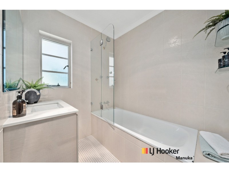9 Evans Crescent, Griffith ACT 2603
