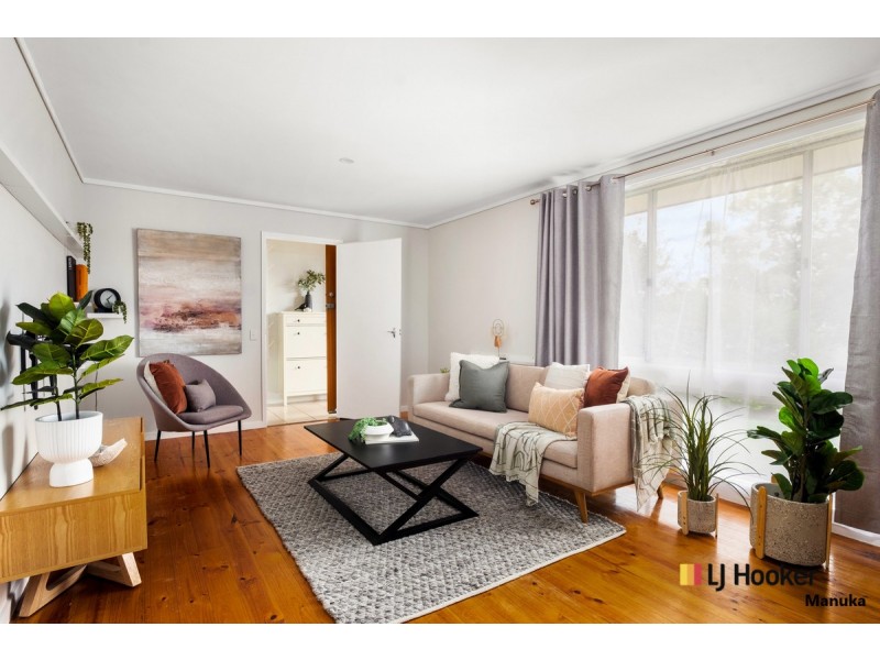 8 Watkins Street, Wanniassa ACT 2903