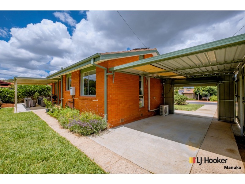8 Watkins Street, Wanniassa ACT 2903