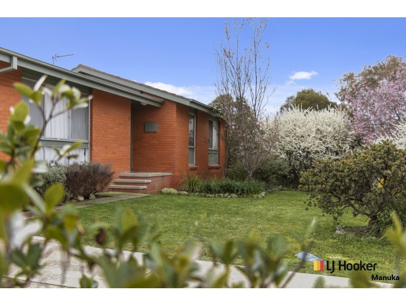 8 Watkins Street, Wanniassa ACT 2903