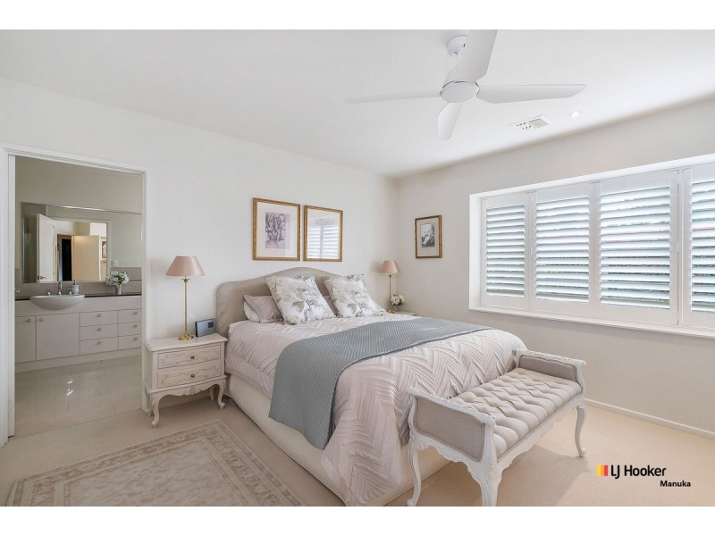 12 Newdegate Street, Deakin ACT 2600