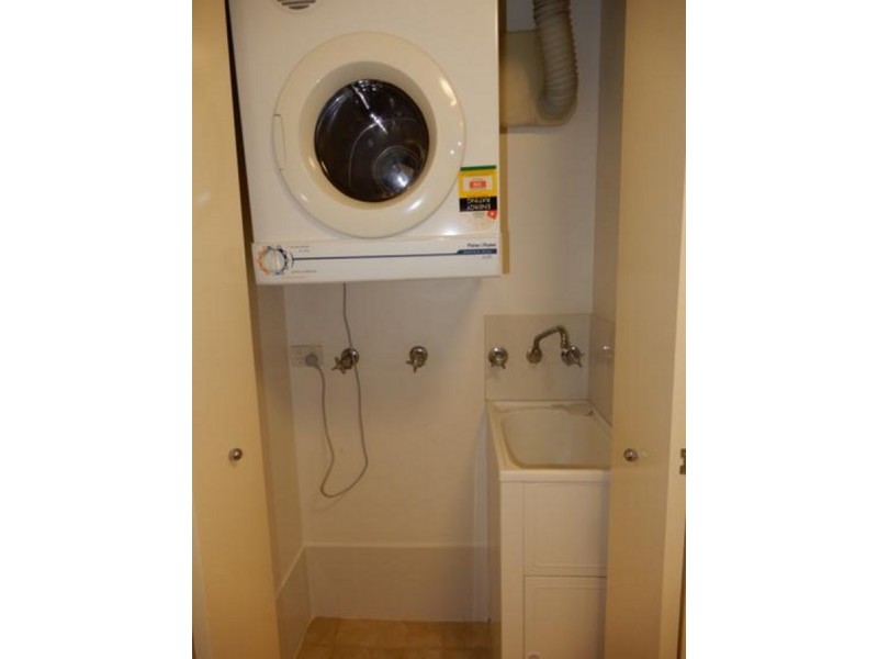 212/107 Canberra Avenue, Griffith ACT 2603