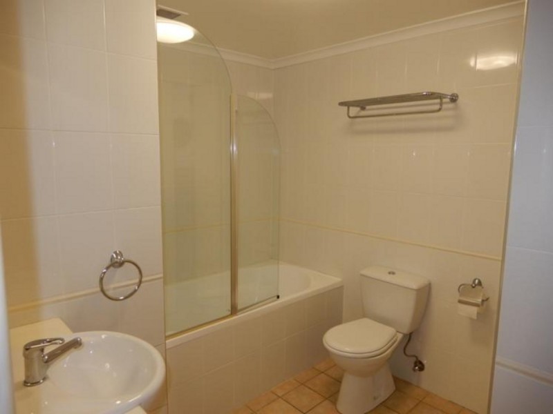 212/107 Canberra Avenue, Griffith ACT 2603