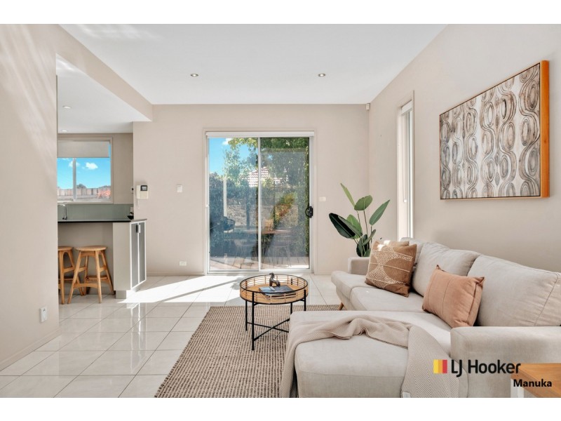 10 Fergusson Crescent, Deakin ACT 2600