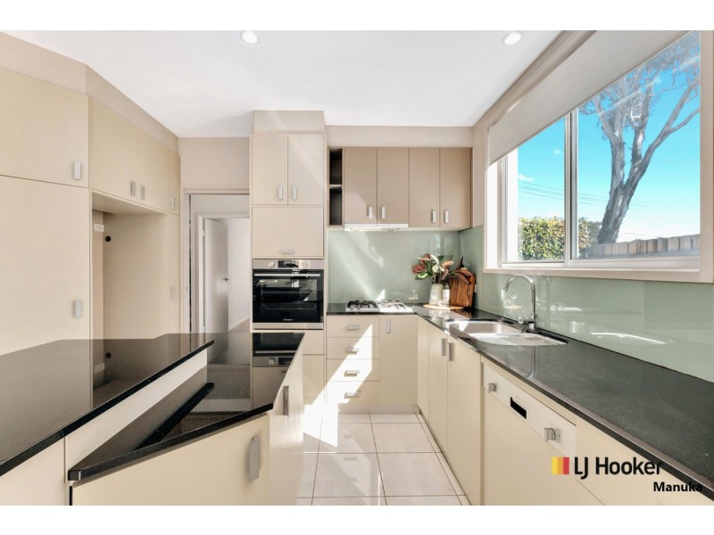 10 Fergusson Crescent, Deakin ACT 2600