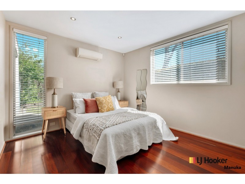 10 Fergusson Crescent, Deakin ACT 2600