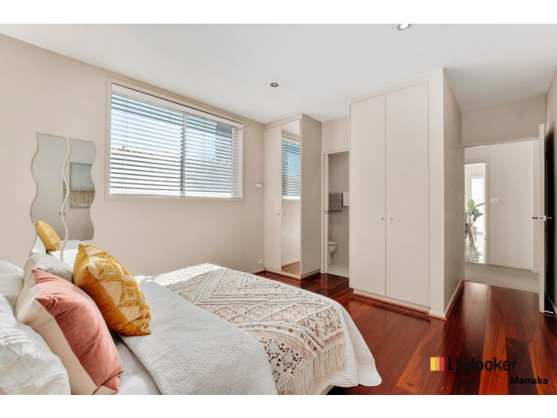 10 Fergusson Crescent, Deakin ACT 2600