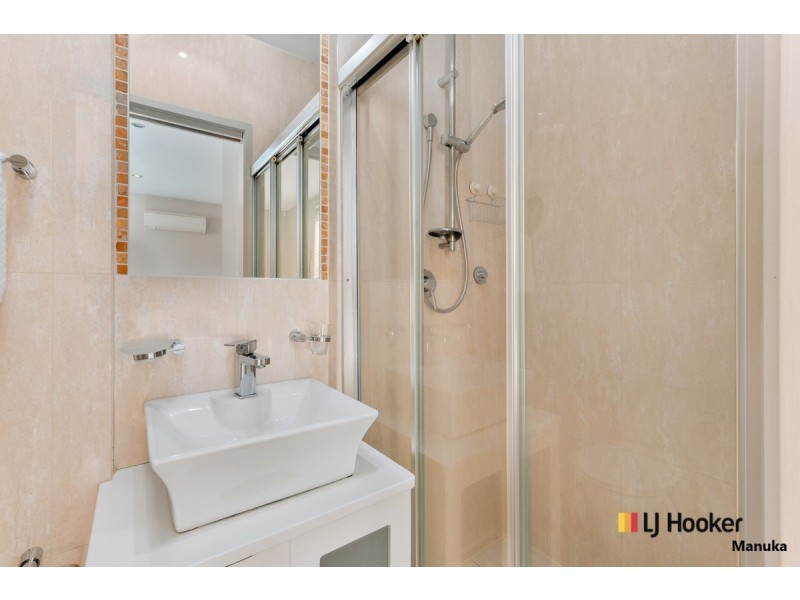 10 Fergusson Crescent, Deakin ACT 2600