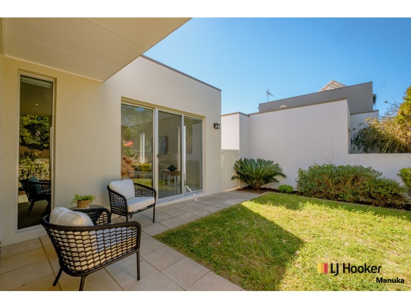 10 Fergusson Crescent, Deakin ACT 2600