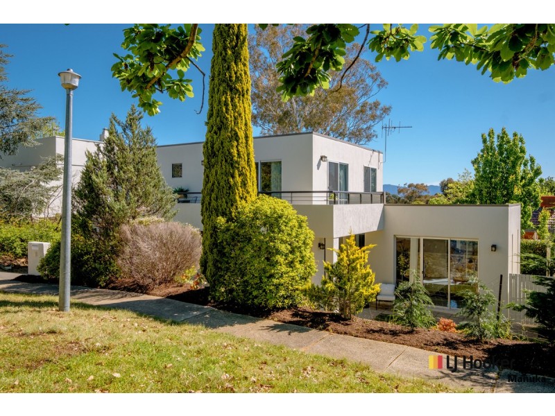 10 Fergusson Crescent, Deakin ACT 2600