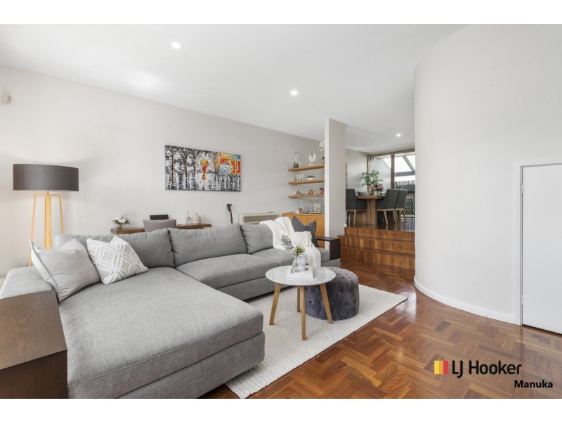 98 Arthur Circle, Forrest ACT 2603