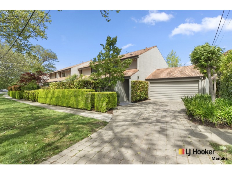 98 Arthur Circle, Forrest ACT 2603