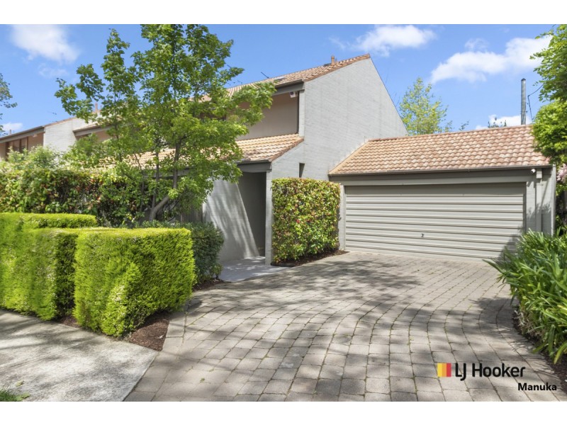 98 Arthur Circle, Forrest ACT 2603