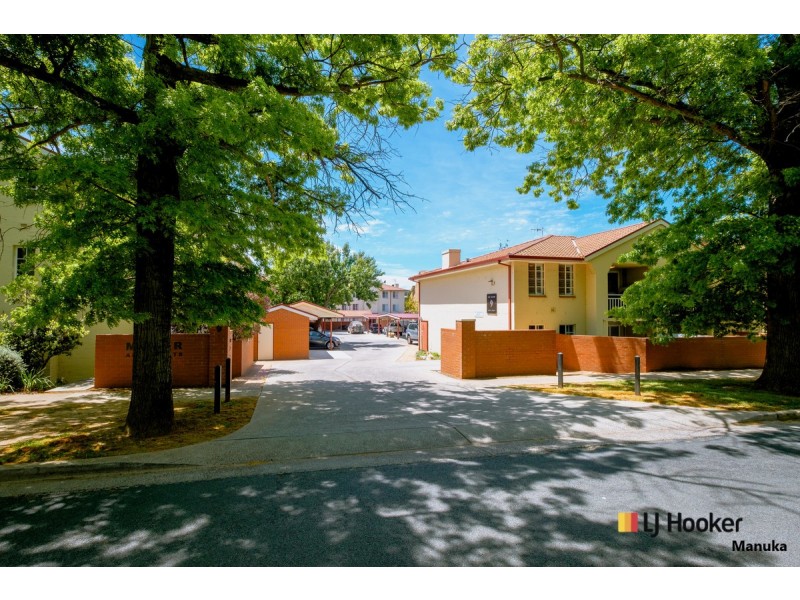 2/9 Howitt Street, Kingston ACT 2604