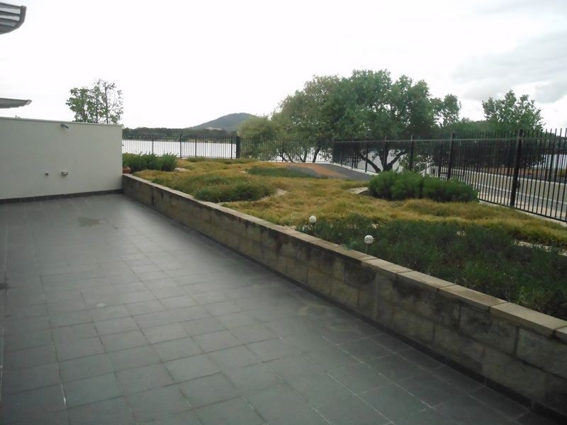 31/9 Eastlake Parade, Kingston ACT 2604