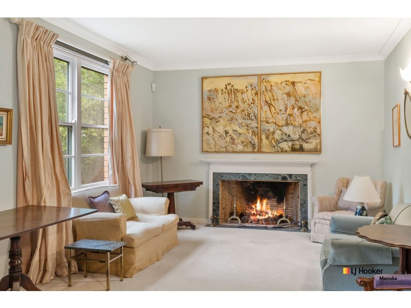 14 Arthur Circle, Forrest ACT 2603