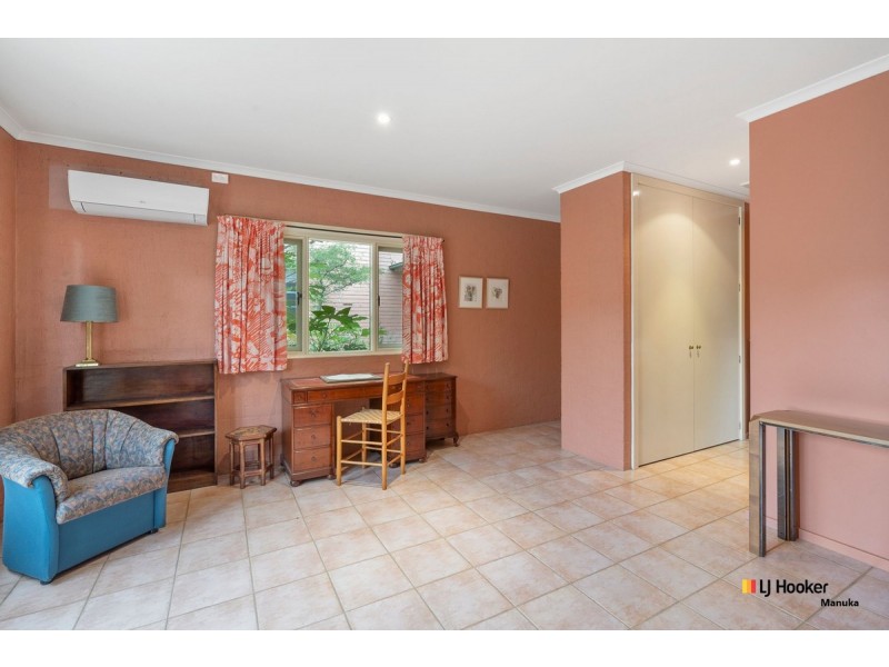 14 Arthur Circle, Forrest ACT 2603