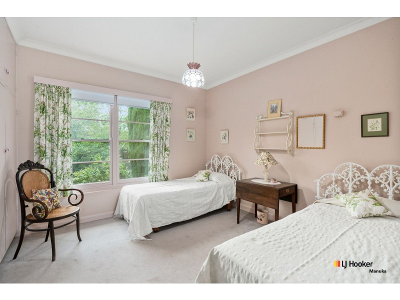 14 Arthur Circle, Forrest ACT 2603