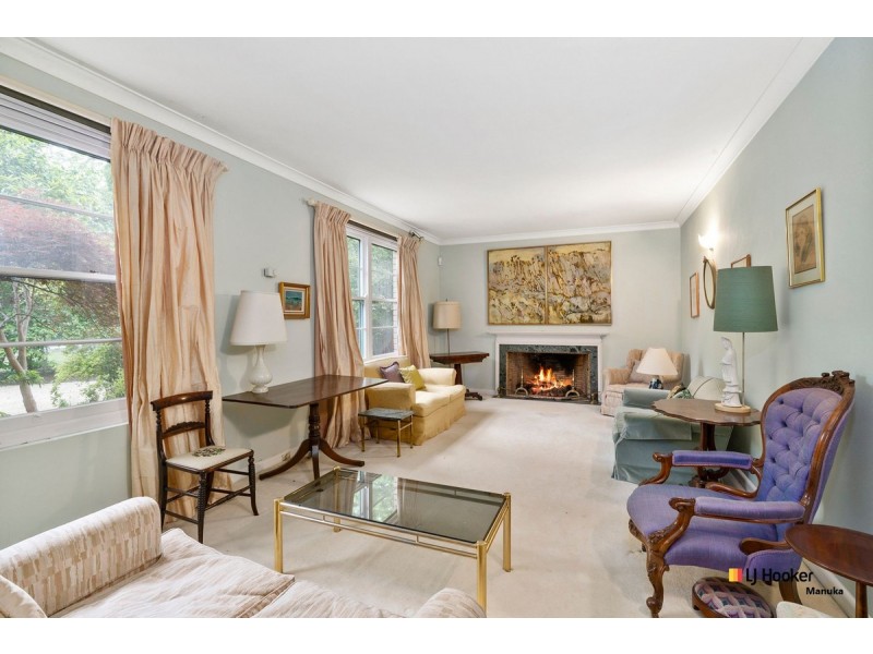 14 Arthur Circle, Forrest ACT 2603