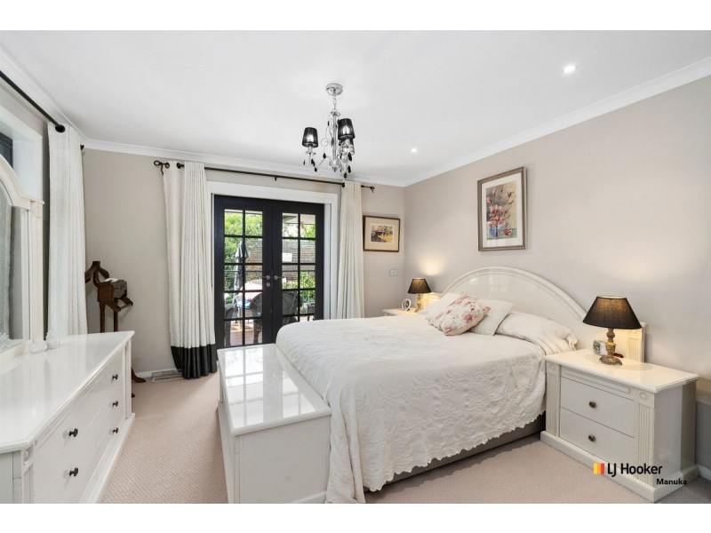 43 Macfarlane Burnet Avenue, Macgregor ACT 2615