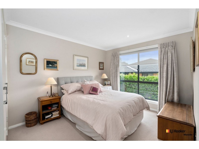 43 Macfarlane Burnet Avenue, Macgregor ACT 2615