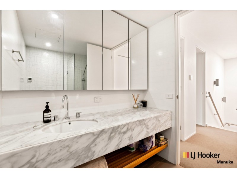 57/5 Burbury Close, Barton ACT 2600