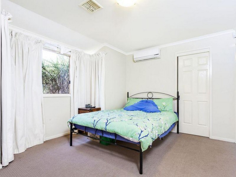 2/4 Hutchins Street, Yarralumla ACT 2600