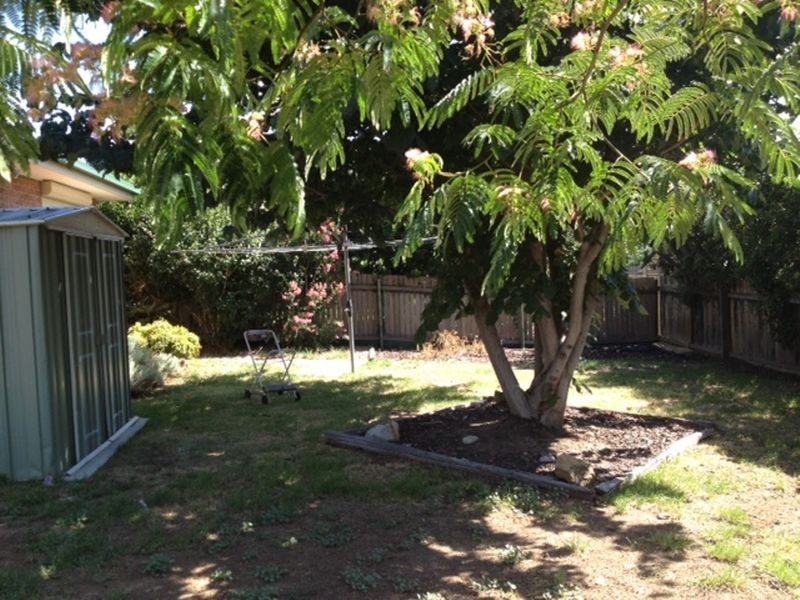 4 Coolgardie Street, Dunlop ACT 2615