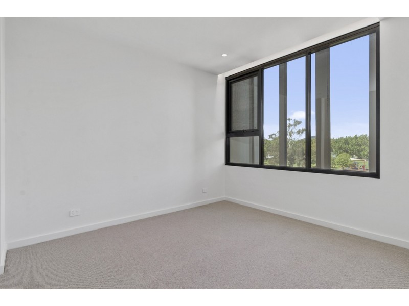63/7 State Circle, Forrest ACT 2603