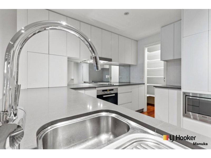 9/34 Canberra Avenue, Forrest ACT 2603