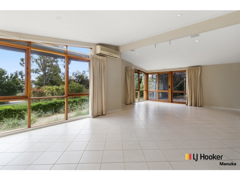 28 Tompson Street, Garran ACT 2605