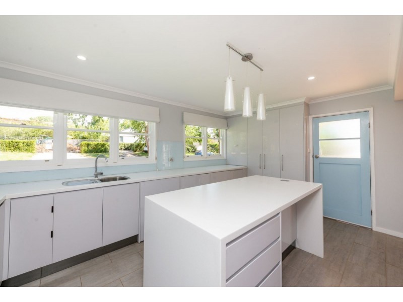 2 Carrington Street, Deakin ACT 2600