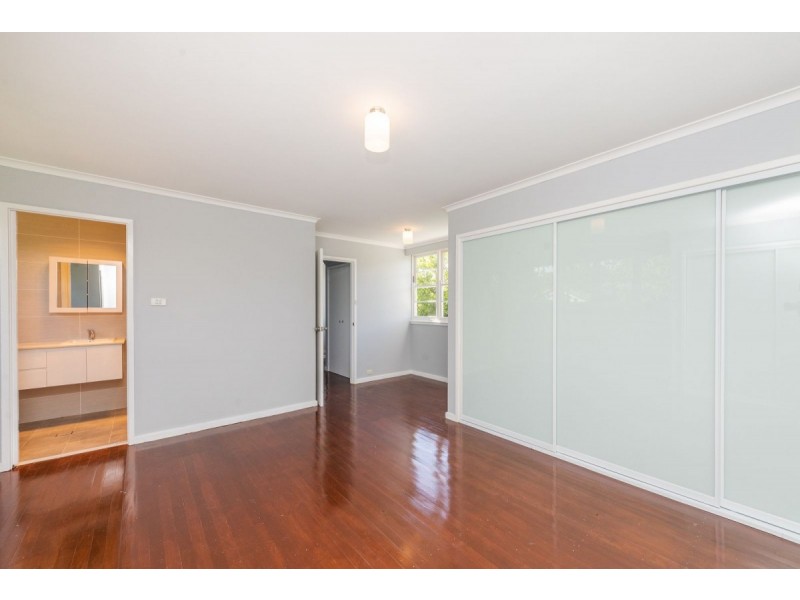 2 Carrington Street, Deakin ACT 2600