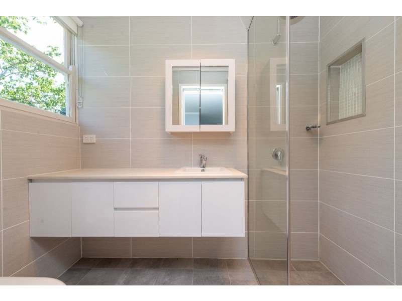 2 Carrington Street, Deakin ACT 2600