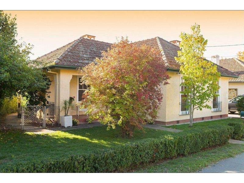 15 Cunningham Street, Kingston ACT 2604
