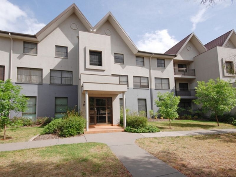 34/17 Eldridge Crescent, Garran ACT 2605