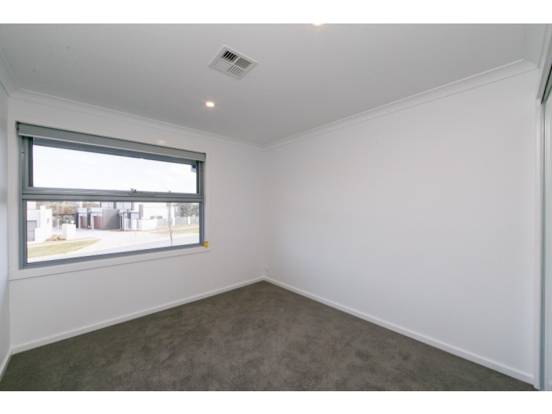 16/18 Sellbach Street, Weston ACT 2611