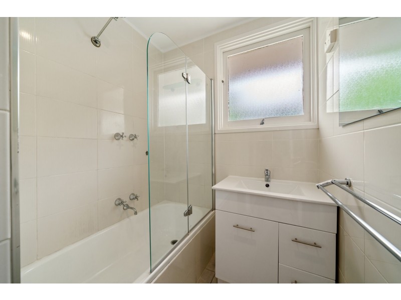 12A Eggleston Crescent, Chifley ACT 2606