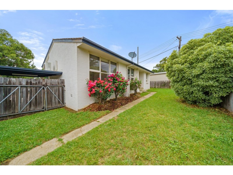 12A Eggleston Crescent, Chifley ACT 2606