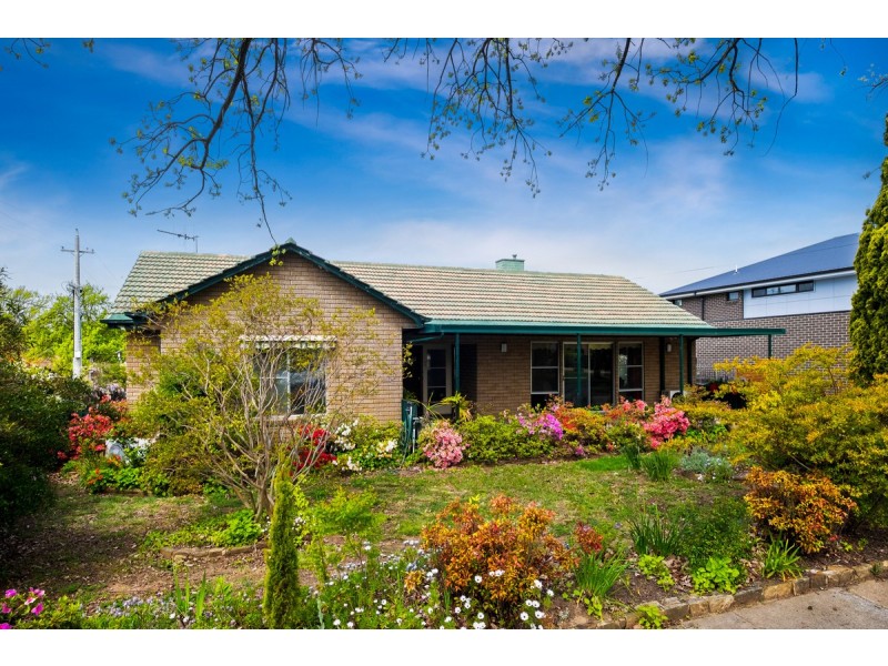 13 Mindarie Street, Narrabundah ACT 2604