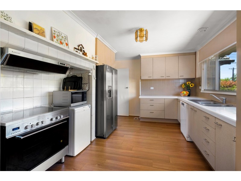 13 Mindarie Street, Narrabundah ACT 2604