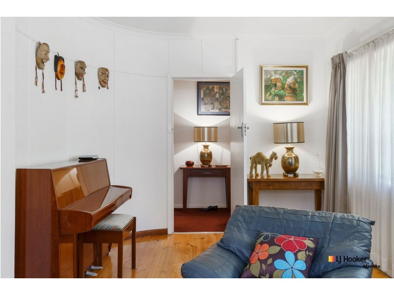 66 Stonehaven Crescent, Deakin ACT 2600