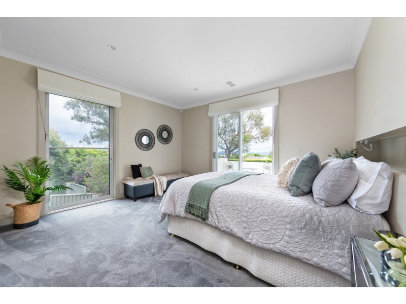 30 Carolyn Jackson Drive, Jerrabomberra NSW 2619