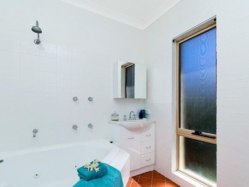 105 La Perouse Street, Narrabundah ACT 2604