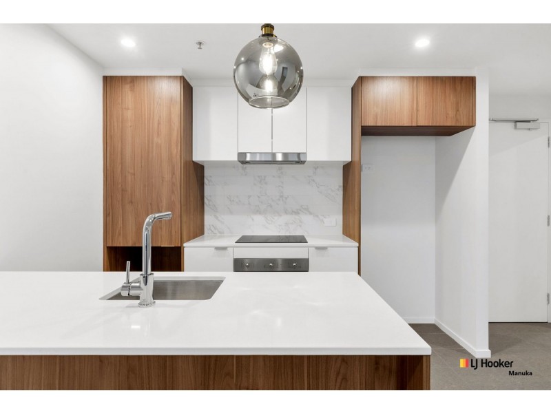 2311/15 Bowes Street, Phillip ACT 2606